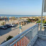 Thalassion Néoi Póroi