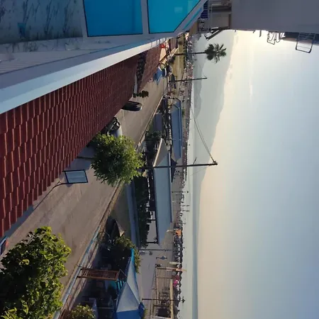 Thalassion Néoi Póroi